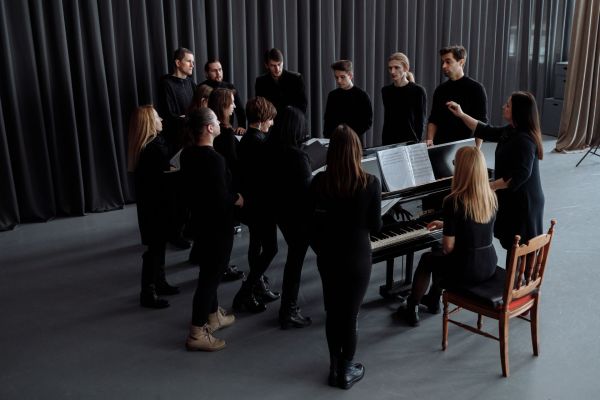 Top choix pour des cours de chant à Nice afin de vous améliorer